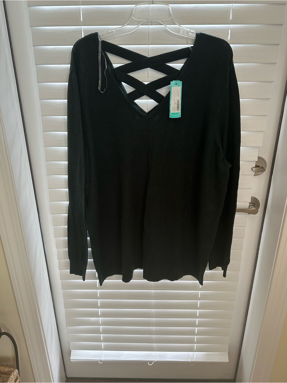 Black Crisscross V-Neck Long Sleeve Women's Top